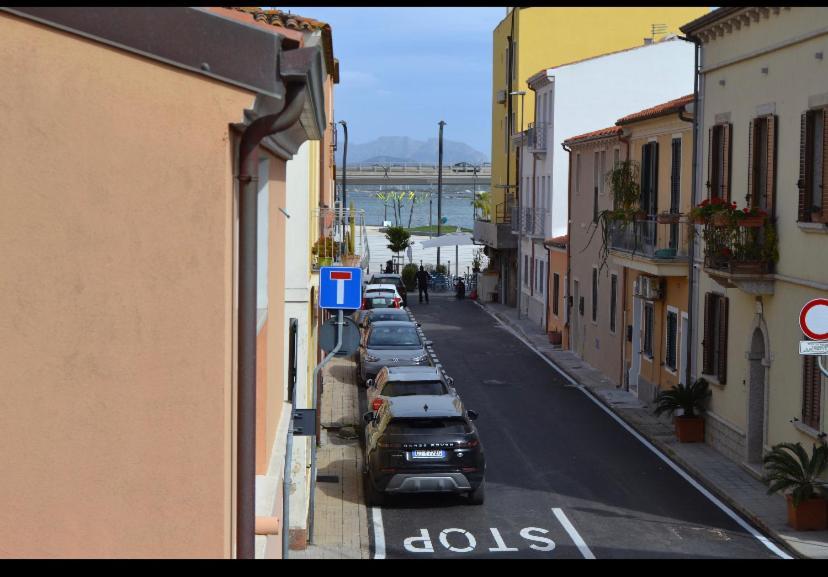 Flat In Olbia Centro Apartment Bagian luar foto
